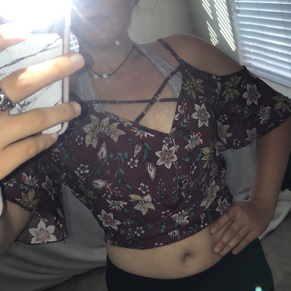 Wrap around Route 3 crop top